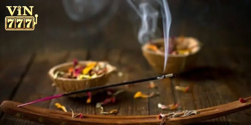 Đốt vía giải xui để đổi vận